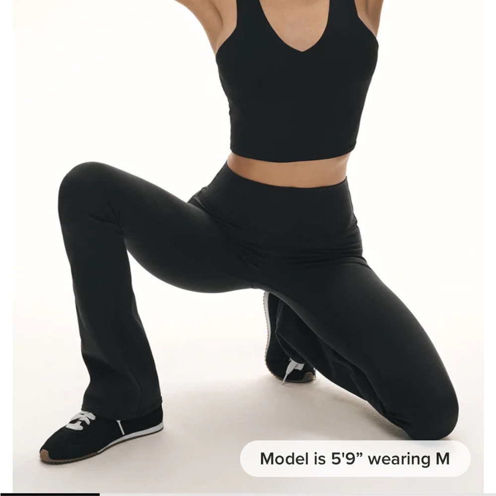 ALO Black High-Waisted bootcut Leggings